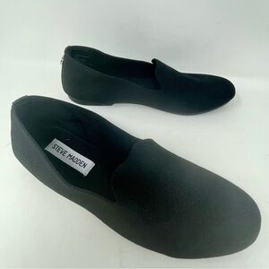 Steve Madden black Sabin flats size 6.5.